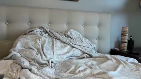 uncutnudist online show from April 12, 3:39 pm