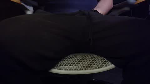 Under the desk online show from February 22, 9:13 pm