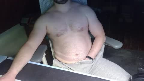 Under the desk online show from March 28, 5:45 pm