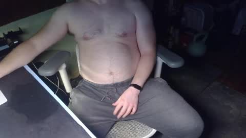 Under the desk online show from April 14, 9:21 pm