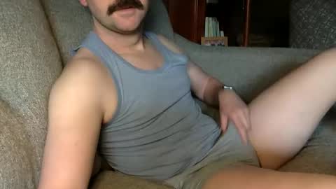 Snapshot of underwearguy230 chatting on May 28, 9:45 pm underwearguy230 online show from May 28, 9:45 pm