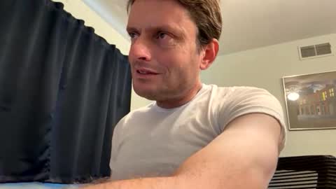 Snapshot of undress_me_ chatting on June 7, 5:38 pm undress me online show from June 7, 5:38 pm