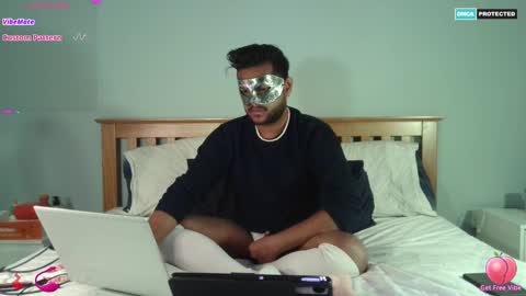 Snapshot of unexplored_aarav chatting on December 29, 10:45 am Aarav online show from December 29, 10:45 am