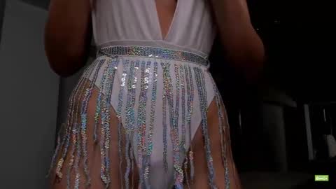 Silvia online show from April 21, 4:01 pm