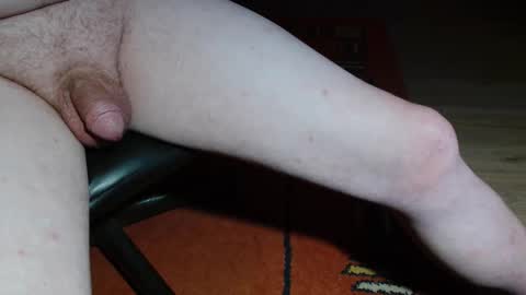 Snapshot of ungcouple21 chatting on November 16, 3:01 am ungcouple21 online show from November 16, 3:01 am