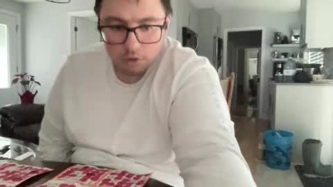 ungerisland online show from April 23, 10:45 pm