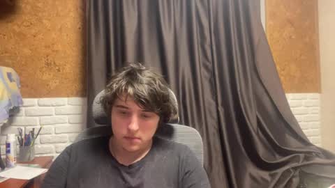 Snapshot of unholy_heat chatting on May 30, 10:07 pm Anri online show from May 30, 10:07 pm