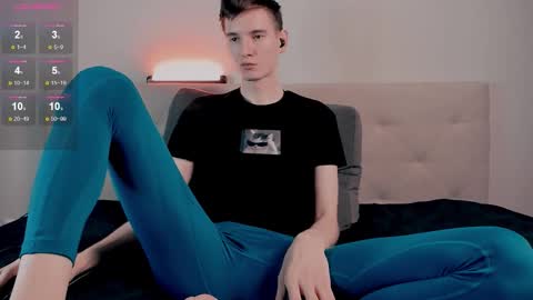 Kyle online show from November 14, 1:43 pm