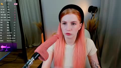 Snapshot of unicent chatting on January 24, 10:08 pm Call me Mira  thumbs up its make me happy online show from January 24, 10:08 pm