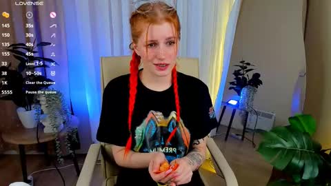 Snapshot of unicent chatting on February 23, 11:36 pm Call me Mira  thumbs up its make me happy online show from February 23, 11:36 pm