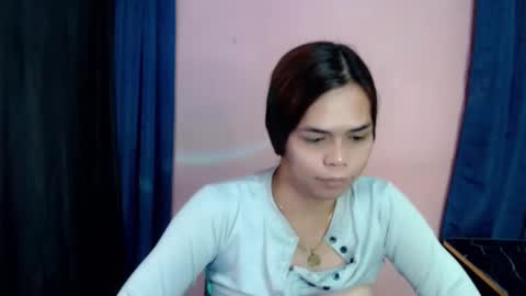 unknown_trans18 online show from November 14, 12:53 am