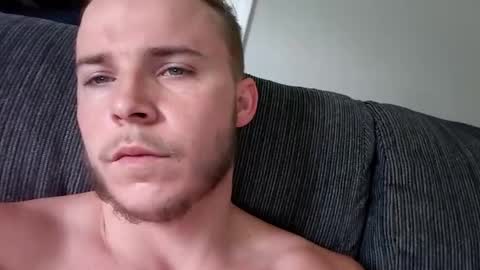 unknownpeopl online show from July 21, 7:27 pm