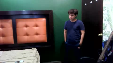 Snapshot of unlimitedfantasy chatting on November 2, 9:06 pm Thiago online show from November 2, 9:06 pm