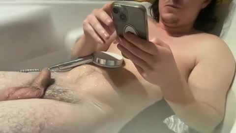 unmecdelyon9 online show from December 1, 4:51 pm