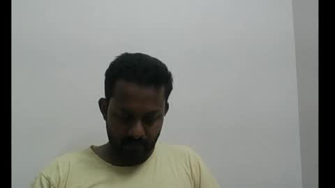Snapshot of unnikuttan_1 chatting on May 19, 7:20 pm Unni online show from May 19, 7:20 pm