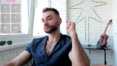 Snapshot of unnknow2024 chatting on June 5, 4:45 pm SlavaVibes online show from June 5, 4:45 pm