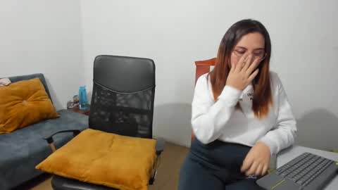 Kary and jhoa online show from February 15, 12:48 am