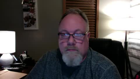 up2later online show from December 8, 4:57 am