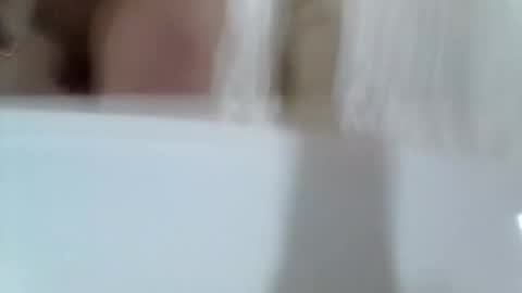 uplatenhorny2379 online show from April 7, 8:53 pm