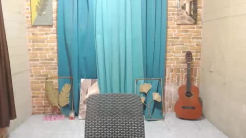 ur_boy_mark online show from November 18, 9:25 am