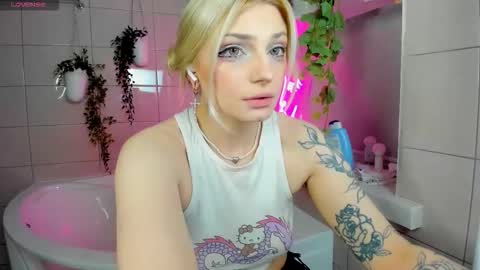 Cute Elf Girls online show from January 15, 11:52 pm