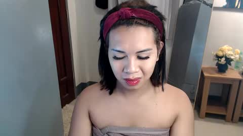 Vee online show from December 10, 1:22 am