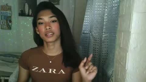 ur_dazzlingmorenaxx online show from November 22, 2:54 am