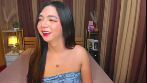 Snapshot of ur_girl_dwalker chatting on May 3, 7:58 am ur_girl_dwalker online show from May 3, 7:58 am