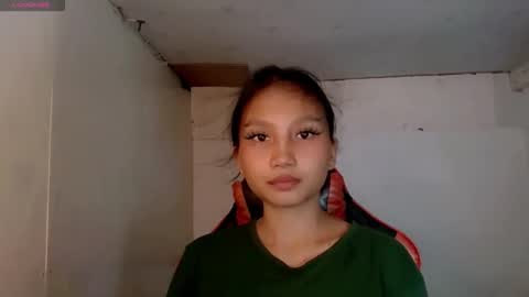 Snapshot of ur_hotjessa chatting on February 19, 4:30 am urpinay jessa online show from February 19, 4:30 am