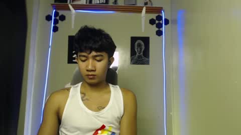 jonny online show from July 18, 11:52 pm