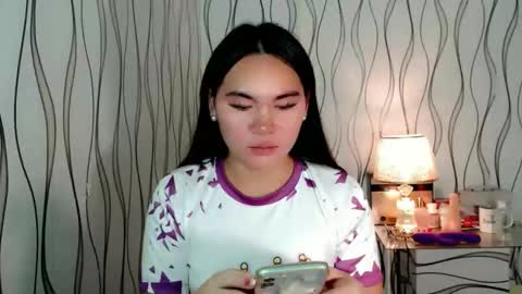 QUEENSY online show from January 18, 2:43 pm