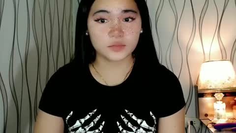 QUEENSY online show from March 3, 3:45 am