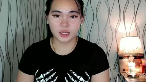 QUEENSY online show from March 4, 11:38 am