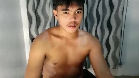 JADE online show from April 6, 12:17 pm