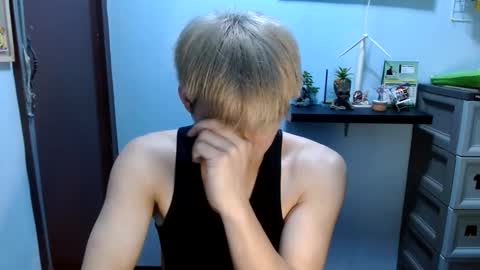 Ur jayqutee online show from January 22, 3:29 pm