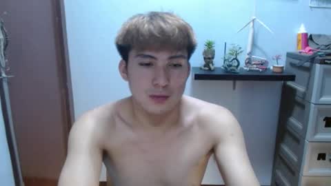 Ur jayqutee online show from March 5, 3:51 pm