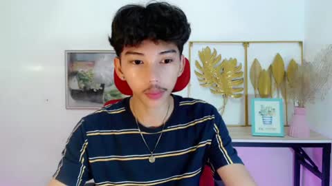 ur_just_mine online show from August 6, 10:22 pm