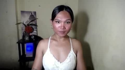 Snapshot of ur_miss_xoxo chatting on July 17, 2:02 pm ur_miss_xoxo online show from July 17, 2:02 pm