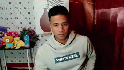 Snapshot of ur_pinoydave chatting on January 18, 1:51 pm Dave online show from January 18, 1:51 pm