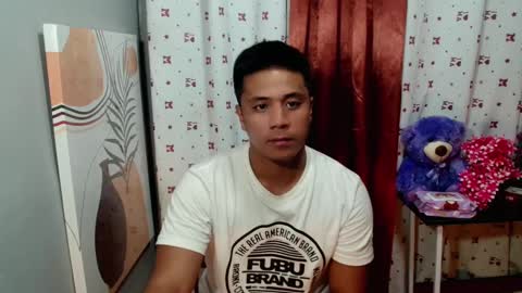 Snapshot of ur_pinoydave chatting on January 27, 2:35 pm Dave online show from January 27, 2:35 pm