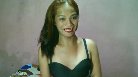 Snapshot of ur_sexybabe_ehra chatting on June 4, 7:14 am ur_sexybabe_ehra online show from June 4, 7:14 am