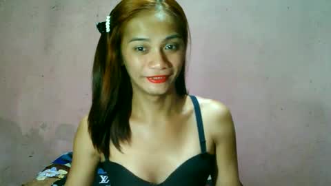 Snapshot of ur_sexybabe_ehra chatting on June 6, 12:16 am ur_sexybabe_ehra online show from June 6, 12:16 am