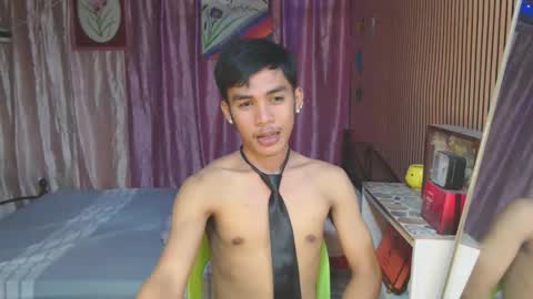 ur_shan21 online show from December 3, 6:28 pm