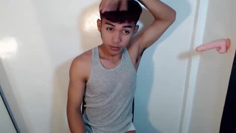 ur_shan21 online show from May 13, 7:00 pm