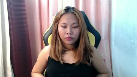 ur_small_girl online show from March 7, 12:29 am