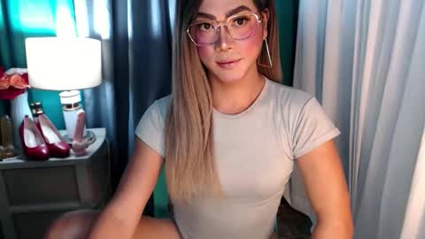 JO online show from March 23, 4:55 pm