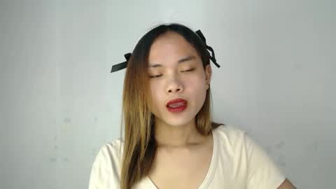 urasian_crisa online show from May 7, 5:24 am