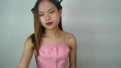 urasian_crisa online show from May 16, 10:36 am