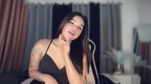 Snapshot of urasian_france69 chatting on March 13, 5:52 pm FRANCINE cum with me in pvt or pwrd online show from March 13, 5:52 pm