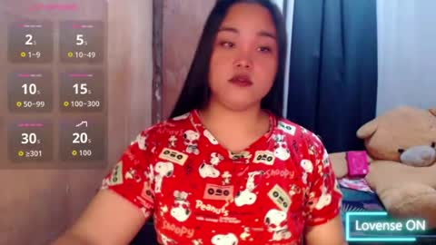 Snapshot of urasian_hotchix69 chatting on July 28, 8:52 pm Lycah online show from July 28, 8:52 pm